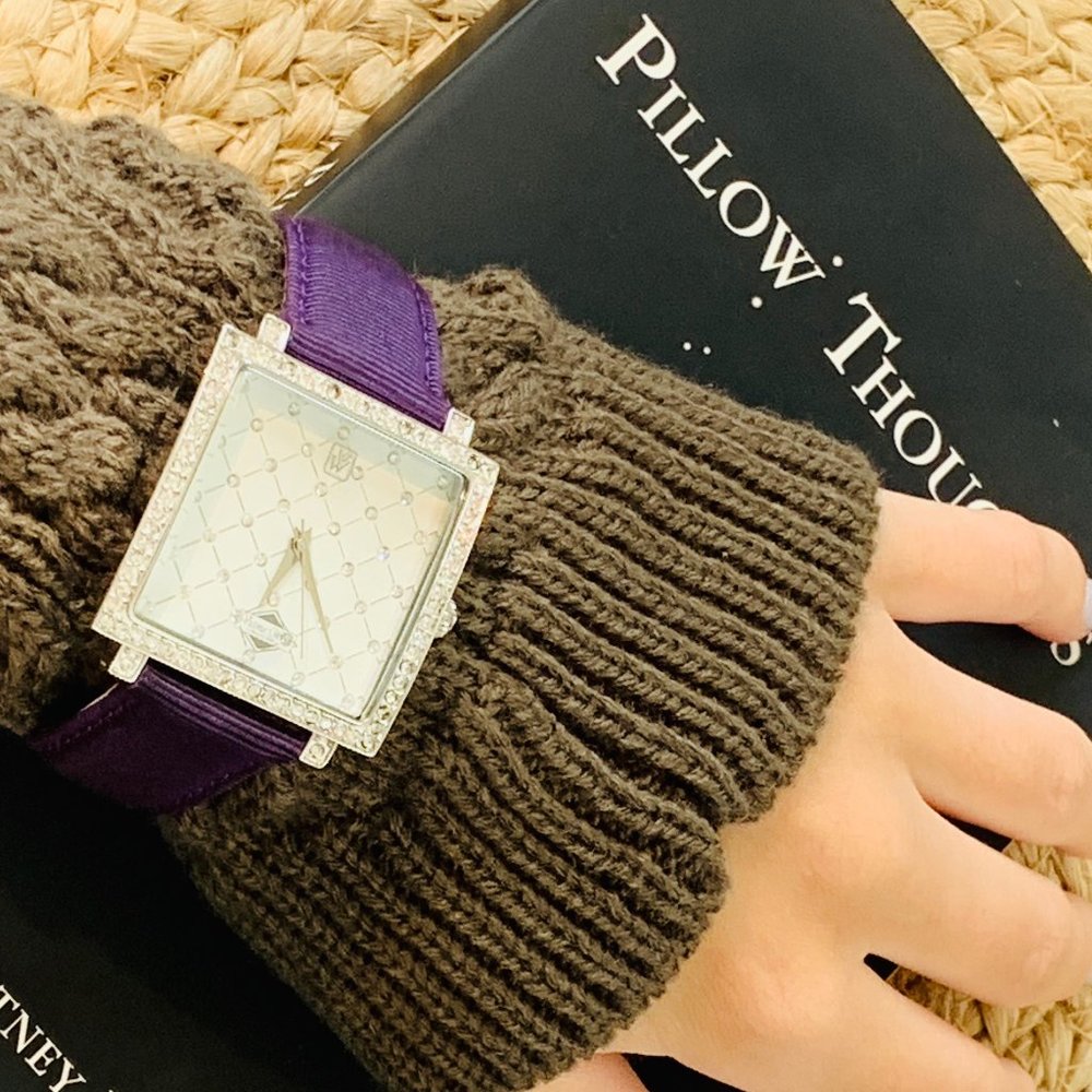 VICTORIA WIECK WATCH PURPLE BAND MOTHER OF PEARL